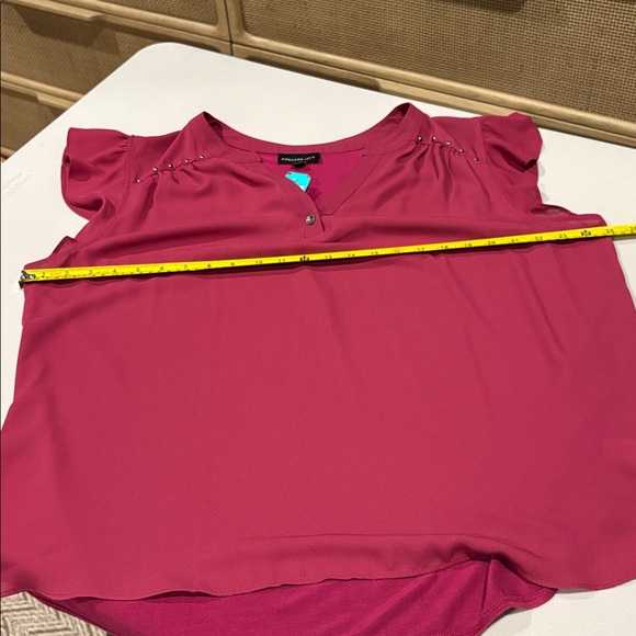 FORTUNE + IVY - Ollie Flutter Sleeve Blouse. Size XXL. Fuschsia / Pink. NWT - Picture 15 of 16